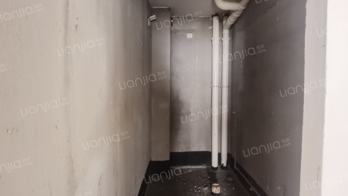 朝阳两居室，通风效果好，采光效果好，优质房源！-卫生间