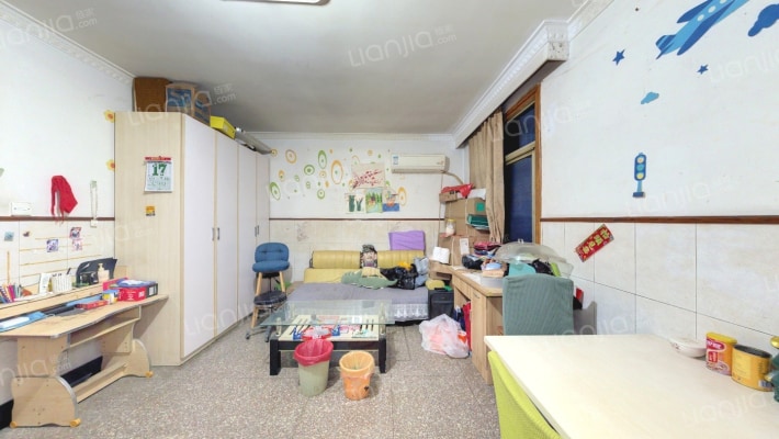 金河新村二手房实景图