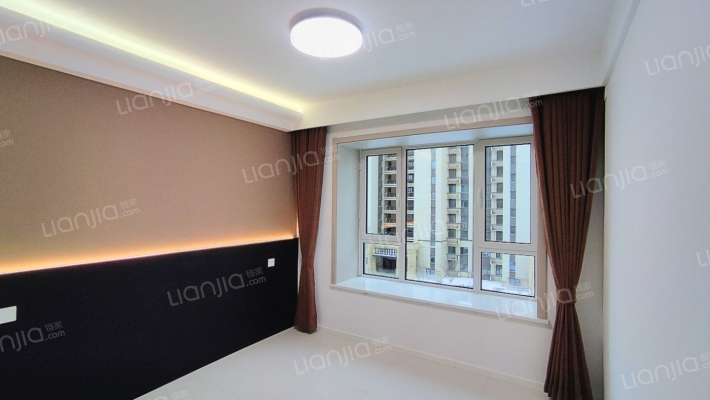 因出国急售三居36万，南北通透，明厨明卫-卧室A