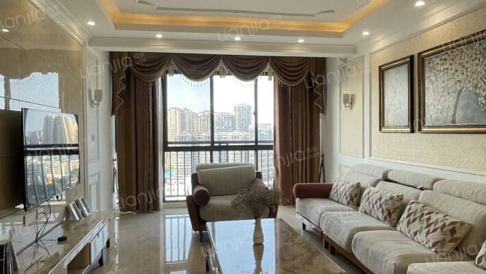 雅云尚城二手房实景图