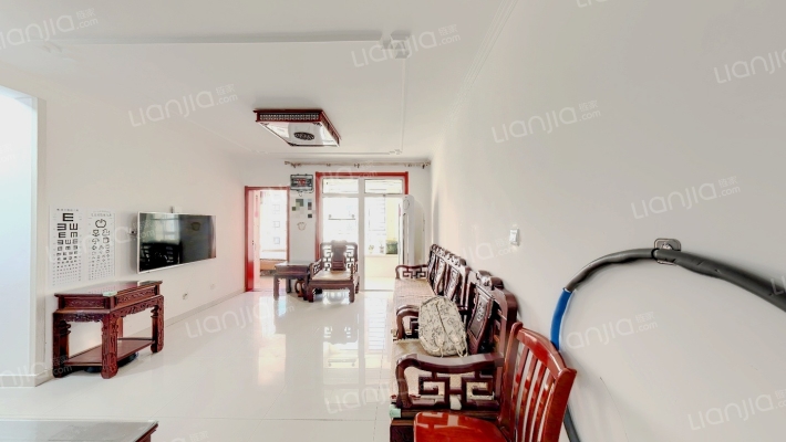 唐岛ONE二手房实景图