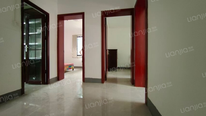 锦东路205号二手房实景图