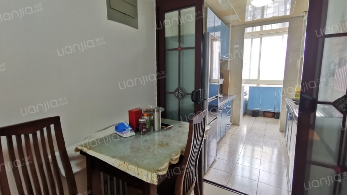 低 楼层 2居精装 房本满五唯一-餐厅