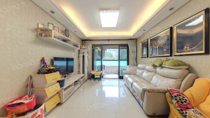 万科城二手房实景图