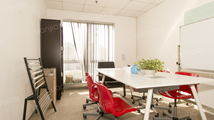 盈都大厦 3室2厅 950万