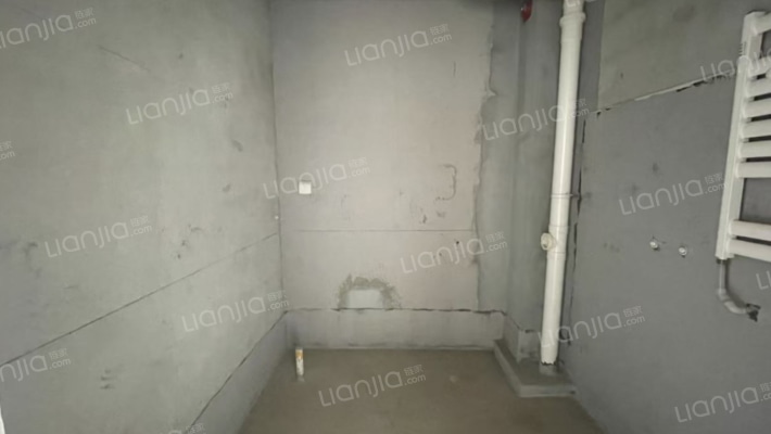 南北通透   户型方正  视野无遮挡-卫生间