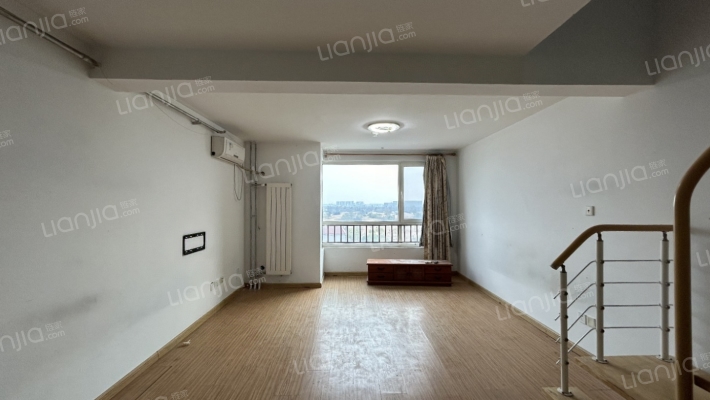 童年湖二手房实景图