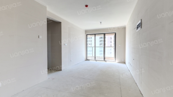 瑞源怡隆国际二手房实景图