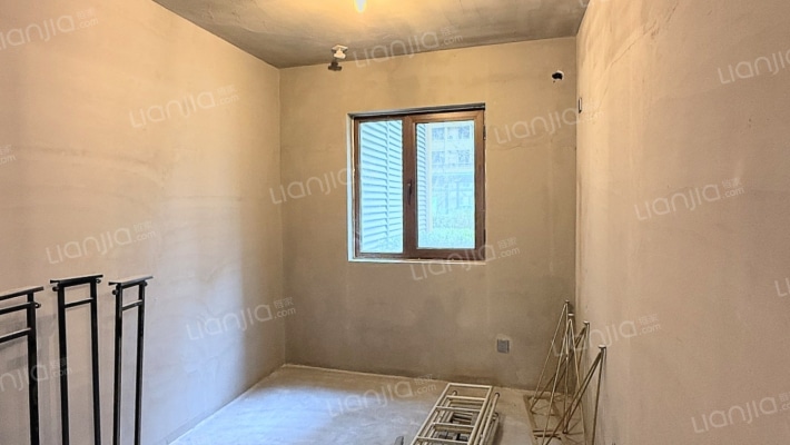 鸿坤理想尔湾 3室2厅 南 北-卧室B