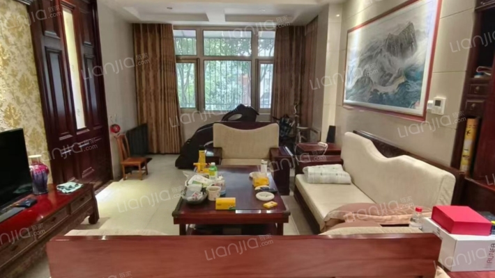 嘉利佳苑二手房实景图