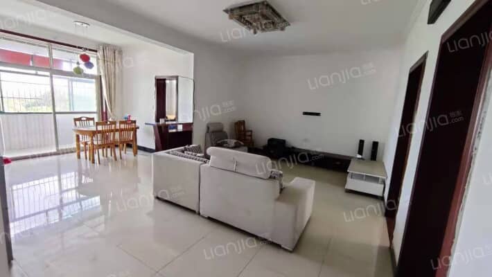 德福花园二手房实景图