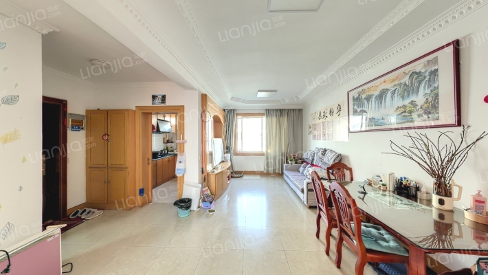 天鹤一村西区二手房实景图