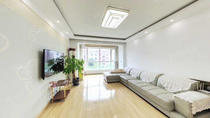 保利溪湖林语四期二手房实景图