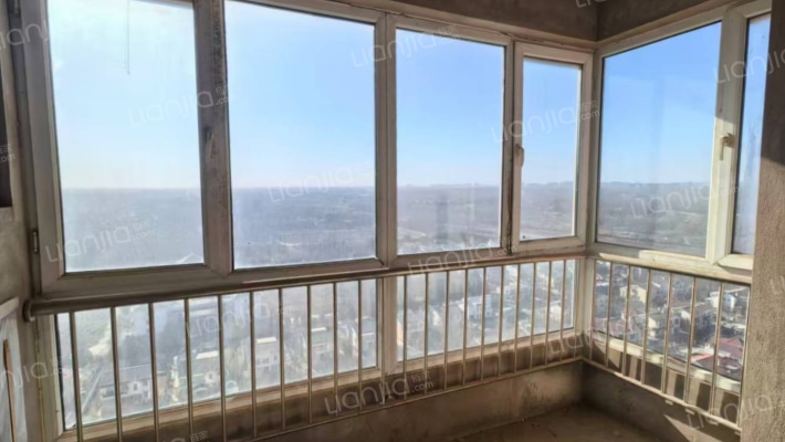 温莎假日  南北通透 三居双卫 房本满五-阳台