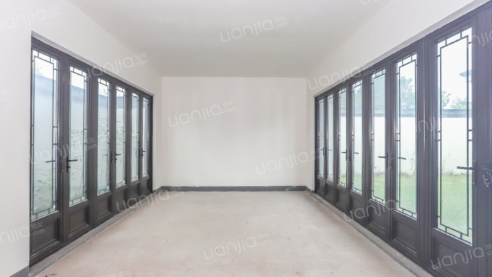 两江曲院风荷二手房实景图