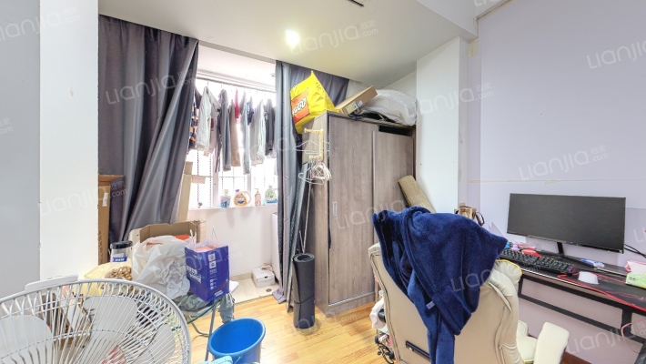 宏图9号二手房实景图