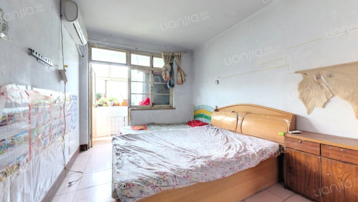 一建宿舍二手房实景图