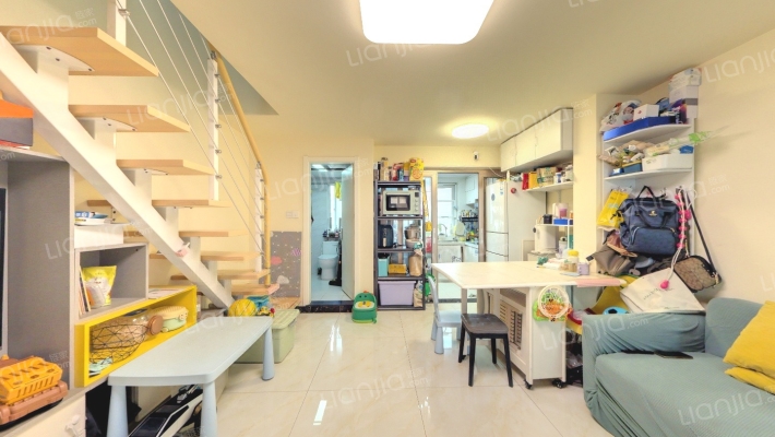 金川纯水岸二手房实景图