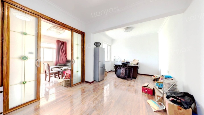 铂金天地二手房实景图