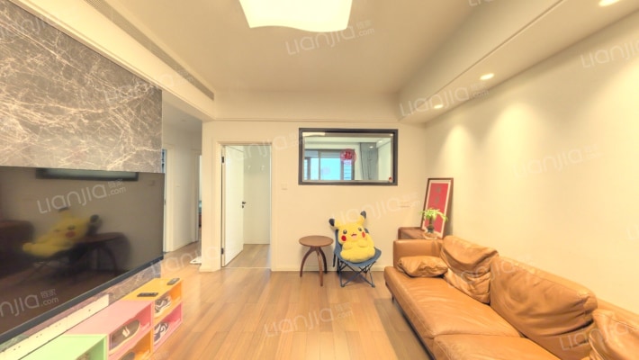 万峰华庭二手房实景图