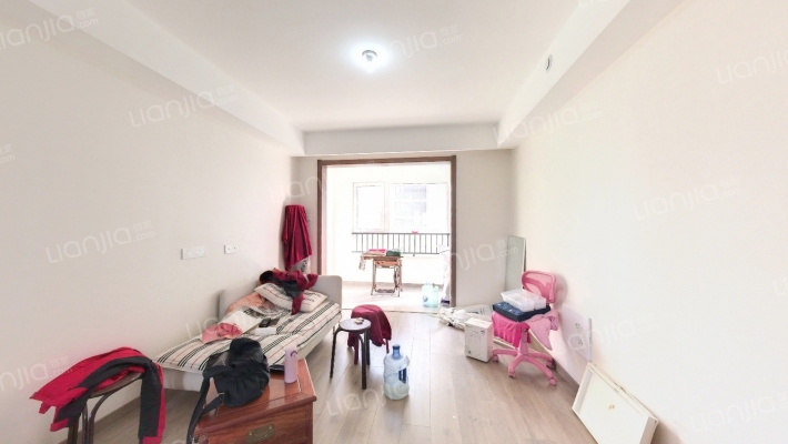 万科北宸之光A1曦园二手房实景图