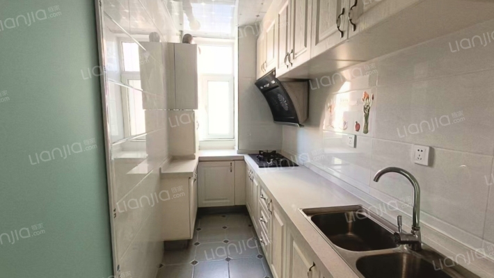 金阳瑞景 2室1厅 南 北-厨房