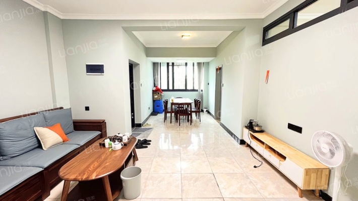 省工行宿舍区二手房实景图