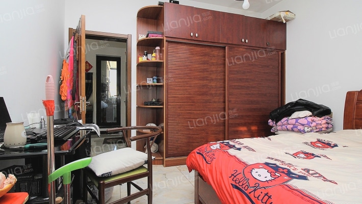 此房满五唯一 南北通透 带汗蒸房 全天采光-卧室B