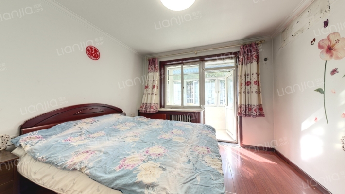 静安东里二手房实景图