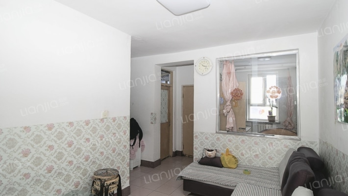 印染厂家属楼二手房实景图