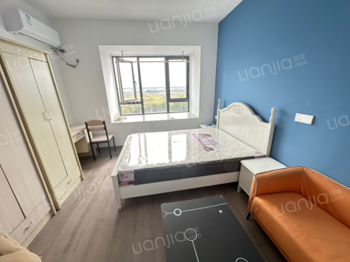 合租·保利中航城四期 5居室 南卧