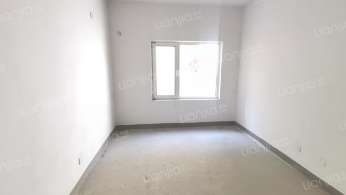 狮子城下跃户型，下沉花园，满二-卧室D