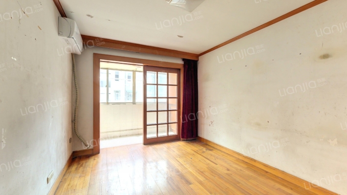 凤凰西街112号二手房实景图