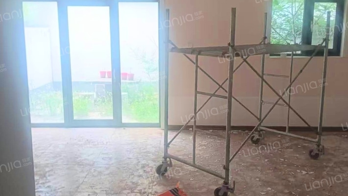 纯别墅小区，精品社区，70年大产权，-客厅C