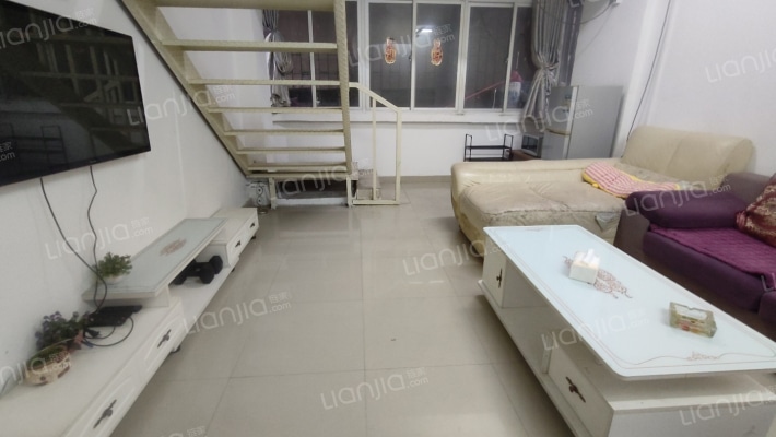 麦地直街68号二手房实景图