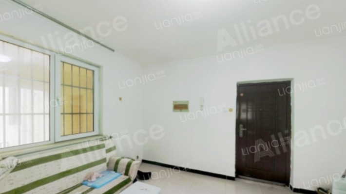 军怡公馆 1室1厅 东 北-客厅