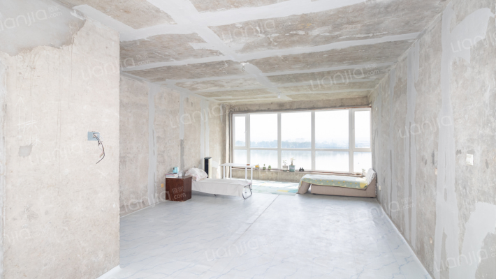 金海世纪嘉苑二手房实景图