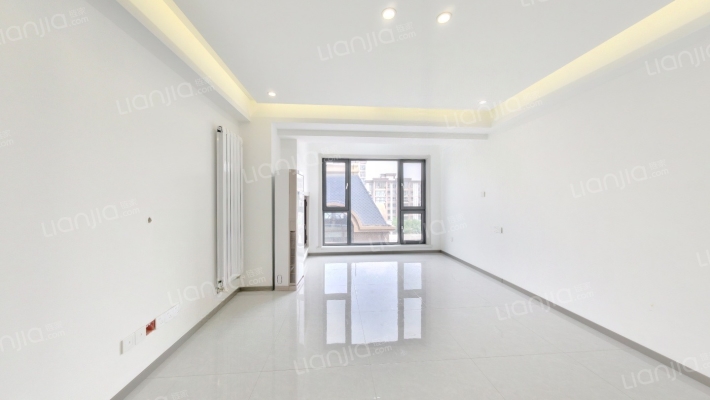 凤凰大都汇二手房实景图