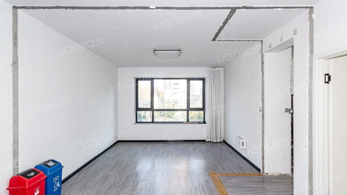 西湖城(东港)二手房实景图