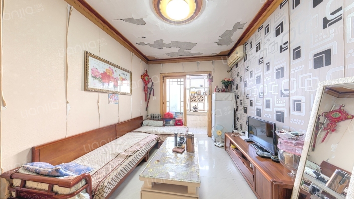 西北电力建设器材总厂家属院二手房实景图