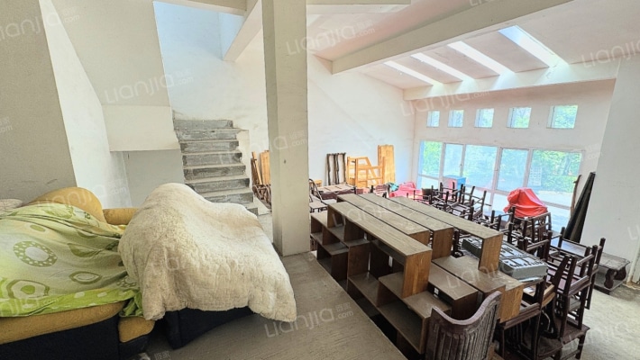 泉天下叠云居二手房实景图