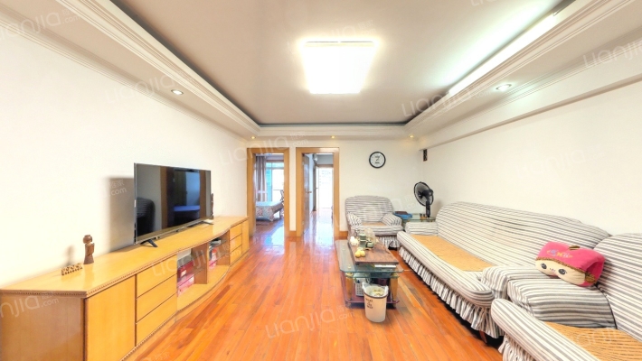 利嘉城B区二手房实景图