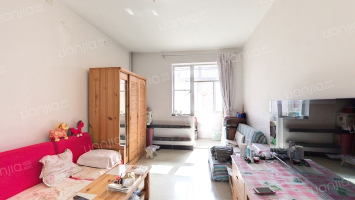 新源西里中街二手房实景图