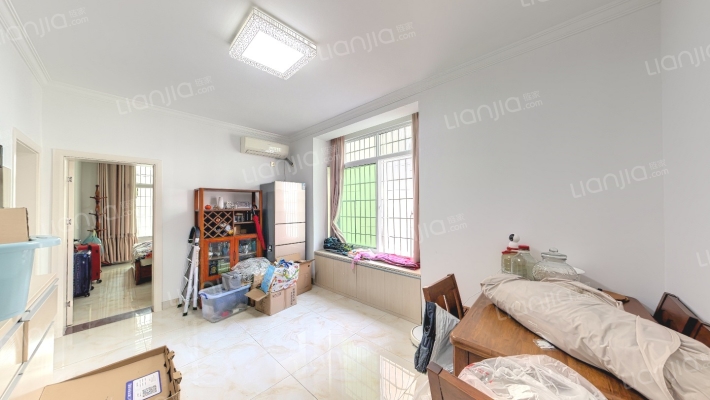 莲花北路影剧院宿舍二手房实景图