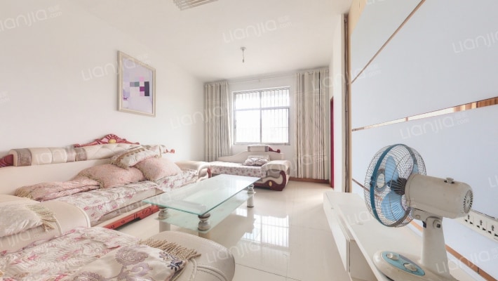 塔湾村第八小组第一小区二手房实景图