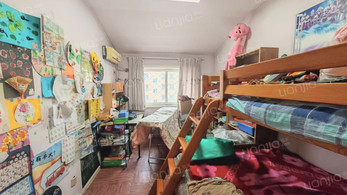 板楼，低密度小区，集中供暖，出门德信。-卧室C