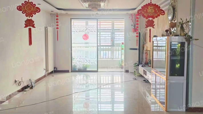 东城名苑二手房实景图