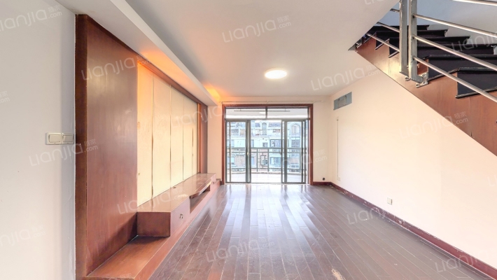 泰宸新苑二手房实景图