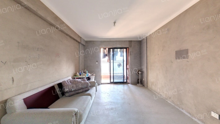 恒基凯旋门三C期二手房实景图