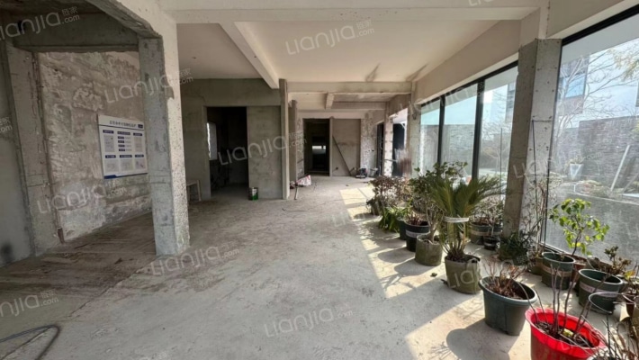 万邦莲花堤二手房实景图